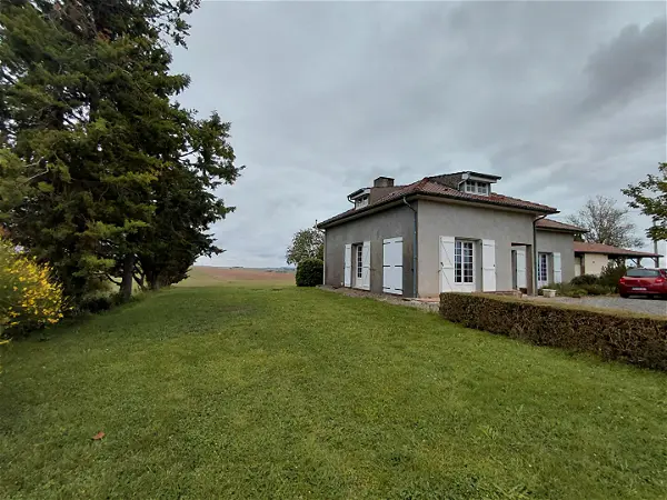 Achat maison 8 pièces - 171m² à Marquefave (31390)