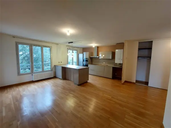 Location appartement 3 pièces - 67m² à Saint-germain-au-mont-d'or (69650)