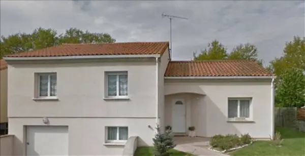 Maison à louer - LA TESSOUALLE, 5 pièces