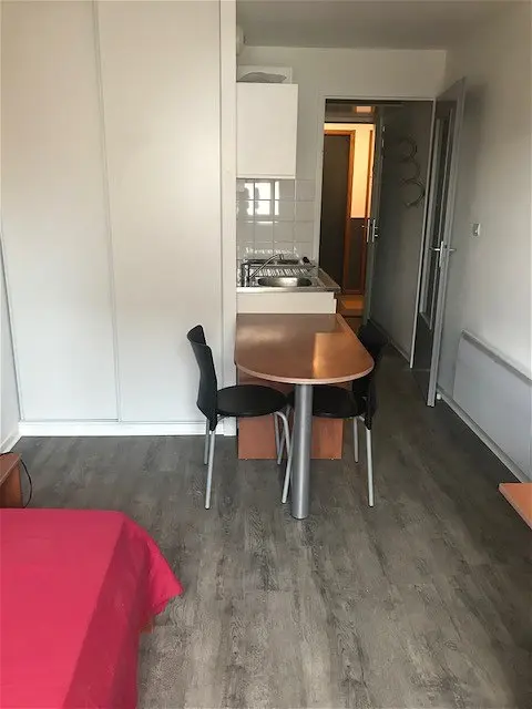 Location appartement 1 pièce - 17m² à Valence (26000)