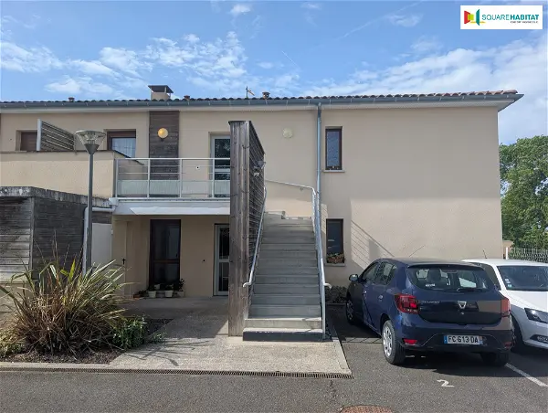 Location appartement 2 pièces - 45m² à L' isle-jourdain (32600)