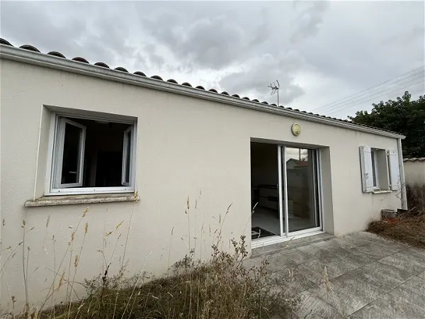 Maison à vendre - SURGERES, 4 pièces