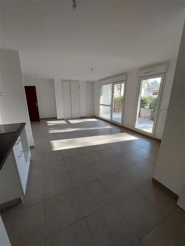 Appartement à louer - Chasse-sur-Rhône, 3 pièces