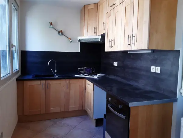 Appartement à louer - Fontaine, 3 pièces