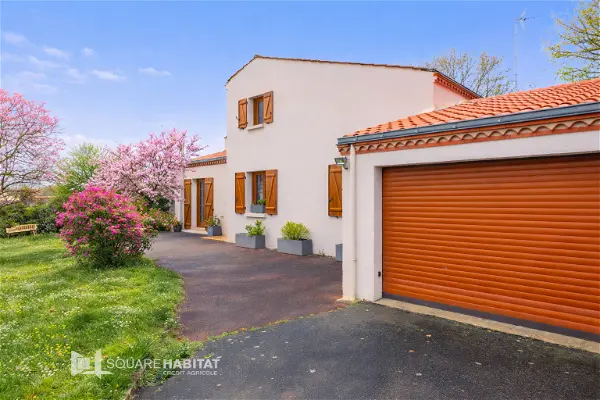 Maison à vendre - LE POIRE SUR VIE, 5 pièces