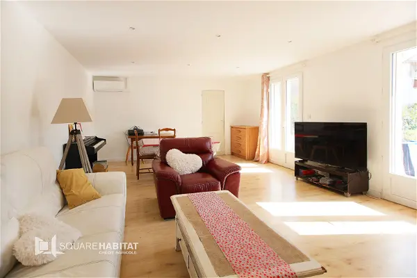 Maison à vendre - SAINT ETIENNE DU BOIS, 7 pièces