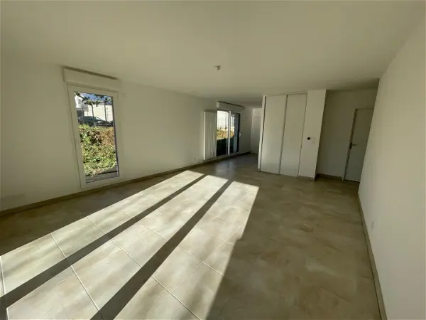 Location appartement 3 pièces - 73.74m² à Tours (37100)