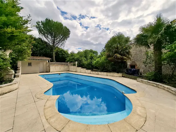Achat maison 4 pièces - 167m² à Dampierre sur boutonne (17470)