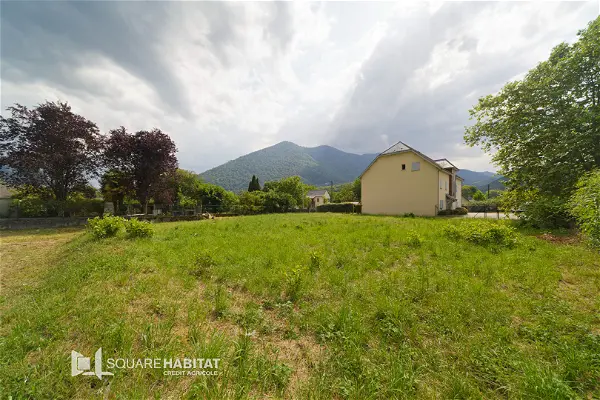 Terrain à vendre - LOUVIE JUZON - 1109 m²