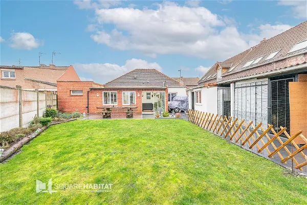 Maison à vendre - SAINT AMAND LES EAUX, 7 pièces