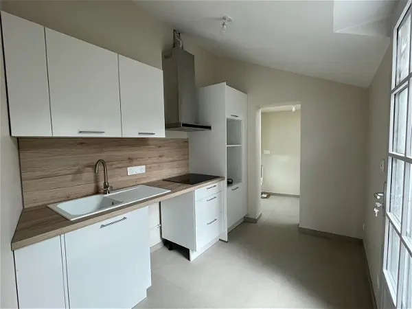 Maison à louer - CHATEAU GONTIER SUR MAYENNE, 5 pièces