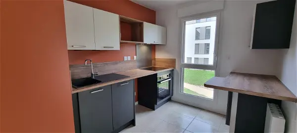 Appartement à louer - Rillieux-la-Pape, 2 pièces