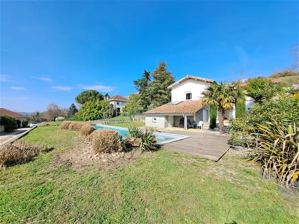 Maison à vendre - SAINT CHEF, 6 pièces