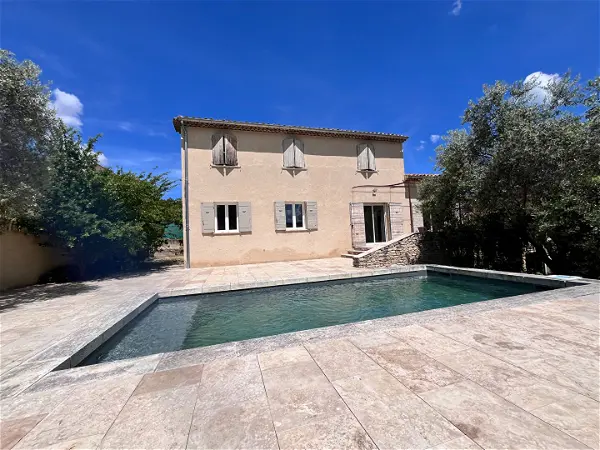 Achat maison 7 pièces - 170m² à Apt (84400)