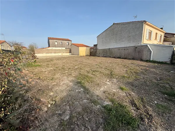 Terrain à vendre - DOMPIERRE SUR YON - 281 m²
