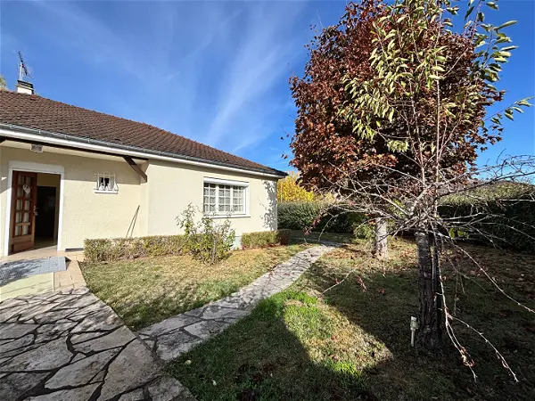 Achat maison 6 pièces - 94m² à Saint julien les villas (10800)