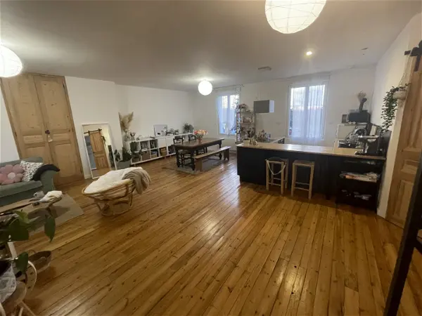 Maison à louer - MANTHELAN, 4 pièces