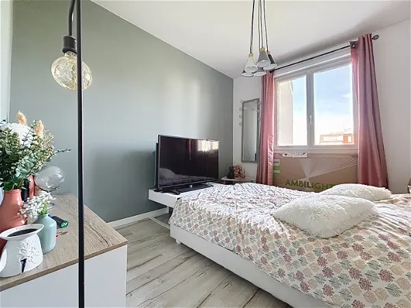 Appartement à vendre - LAVAL, 3 pièces