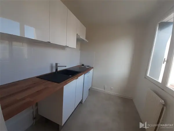Appartement à louer - CLERMONT-FD, 1 pièce