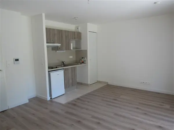 Location appartement 1 pièce - 29.5m² à Nantes (44300)