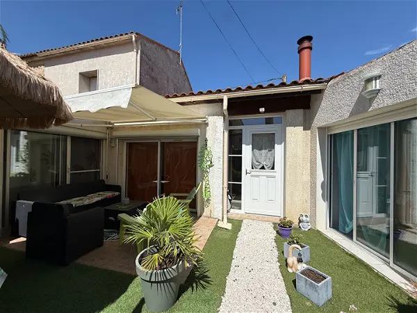 Maison à vendre - SURGERES, 6 pièces