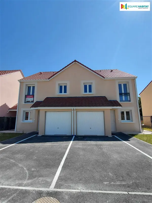 Location maison 5 pièces - 89.6m² à Lescar (64230)