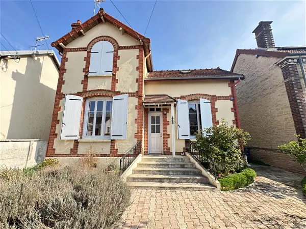 Achat maison 6 pièces - 111m² à Troyes (10000)