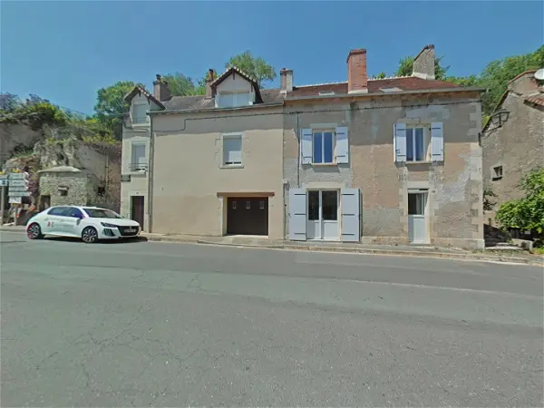 Maison à louer - ST PIERRE DE MAILLE, 4 pièces