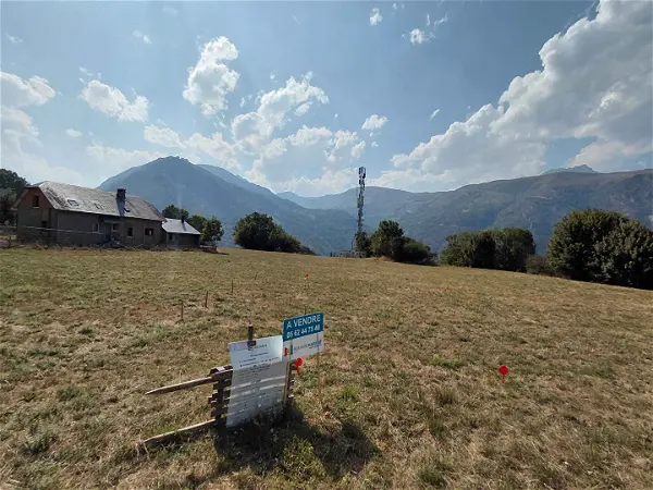 Achat terrain - 650m² à Sailhan (65170)