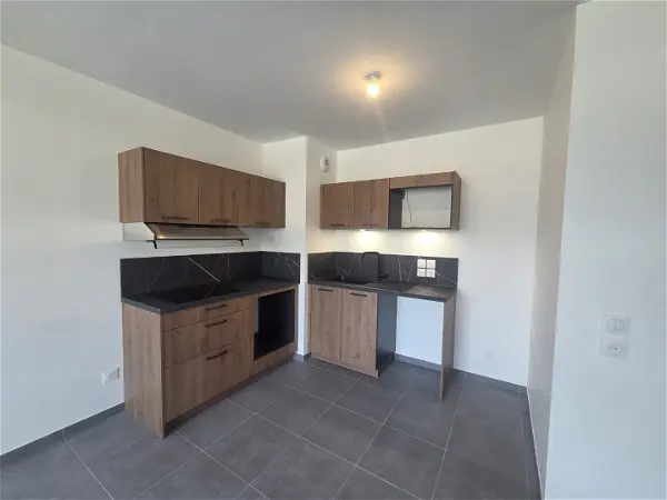 Appartement à louer - THONON LES BAINS, 2 pièces