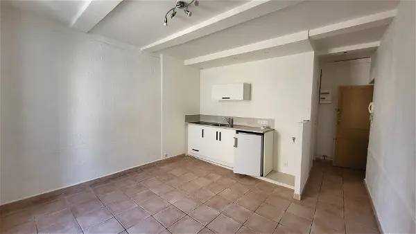 Appartement à louer - SALON DE PROVENCE