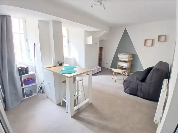 Appartement à louer - LAVAL, 1 pièce