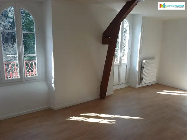 Appartement à louer - BAGNERES-DE-BIGORRE, 3 pièces