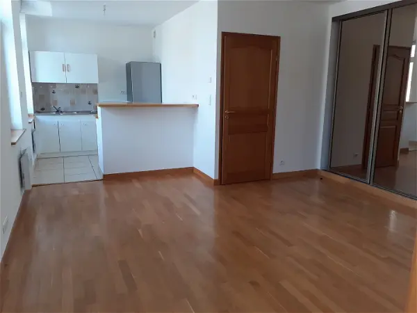 Appartement à louer - Cambrai, 2 pièces
