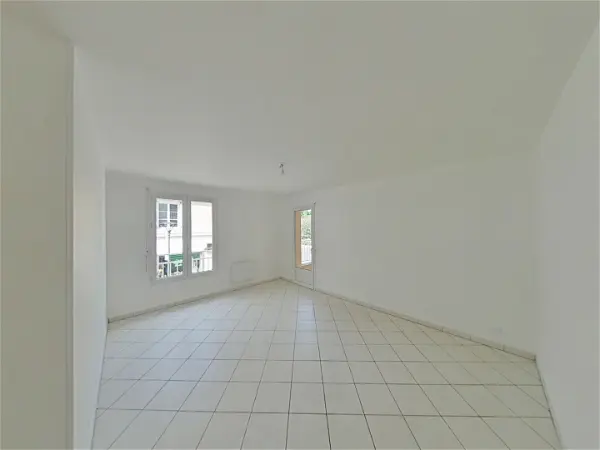 Location appartement - 60m² à Montmorillon (86500)
