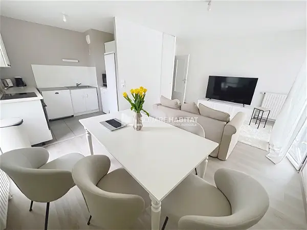 Appartement à vendre - VEZIN LE COQUET, 3 pièces