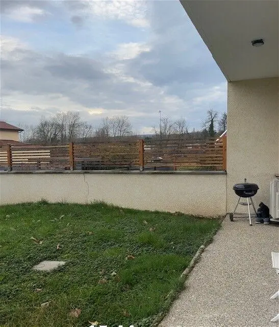 Location appartement 3 pièces - 73m² à L'isle-d'abeau (38080)