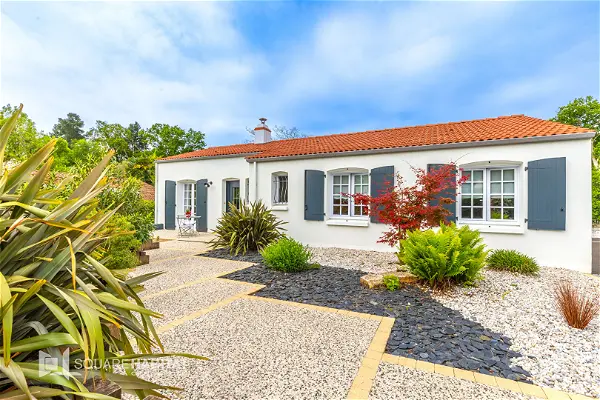 Maison à vendre - COMMEQUIERS, 5 pièces