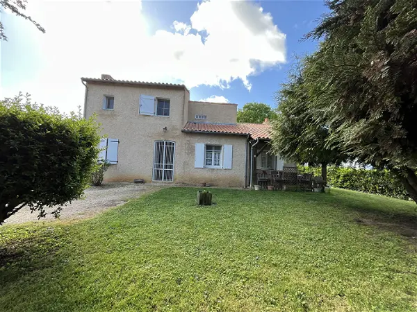 Maison à vendre - VALENCE EN POITOU, 5 pièces