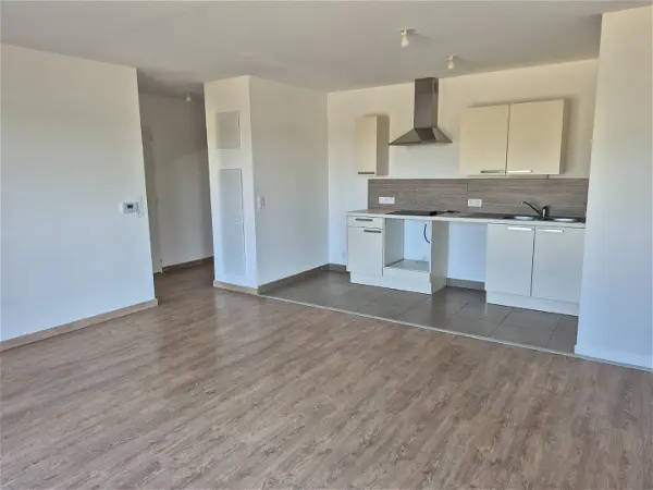 Location appartement 2 pièces - 48.48m² à Saint-martin-lez-tatinghem (62500)
