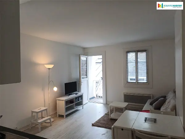 Appartement à louer - BAGNERES-DE-BIGORRE, 1 pièce