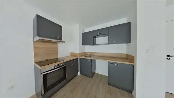 Appartement à louer - POITIERS, 4 pièces