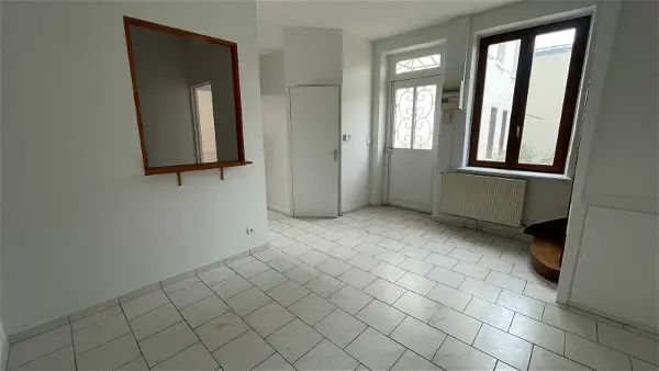 Location maison - 77m² à Sathonay-camp (69580)