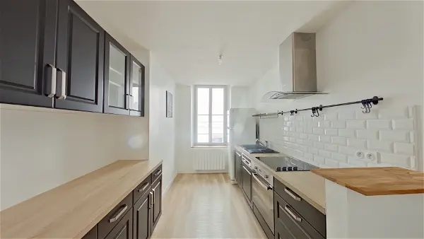 Appartement à louer - CHATELLERAULT, 3 pièces