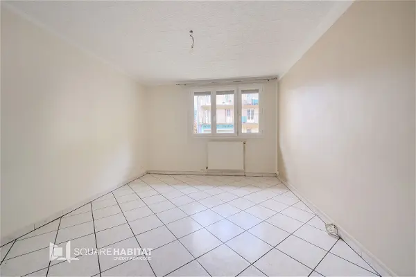 Appartement à vendre - FONTAINE, 3 pièces
