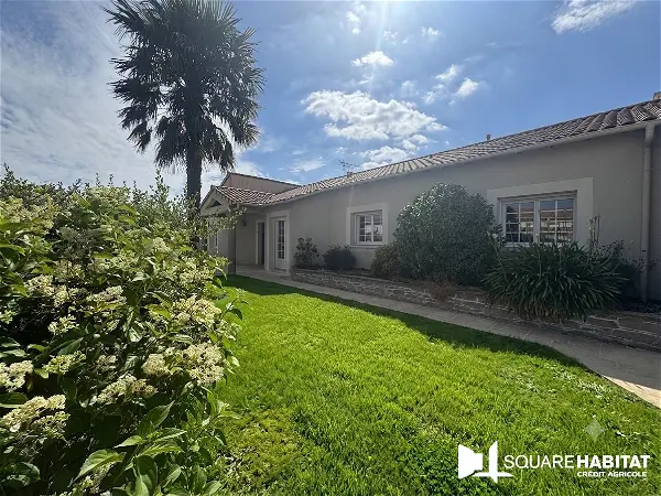 Achat maison 7 pièces - 178m² à La seguiniere (49280)