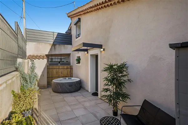 Appartement à vendre - 06210, 4 pièces