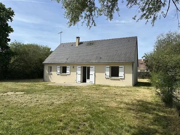 Maison à vendre - COUR CHEVERNY, 4 pièces