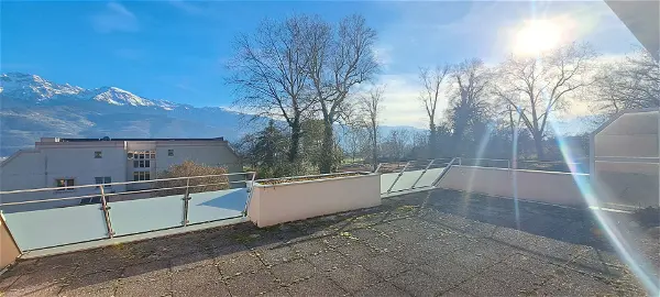 Appartement à vendre - SAINT ISMIER, 5 pièces