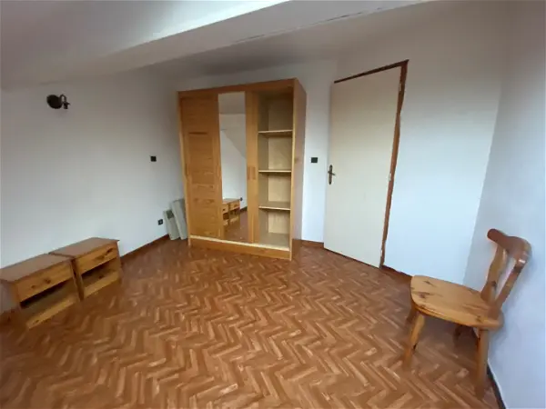 Appartement à louer - ST PIERRE D'ALBIGNY
